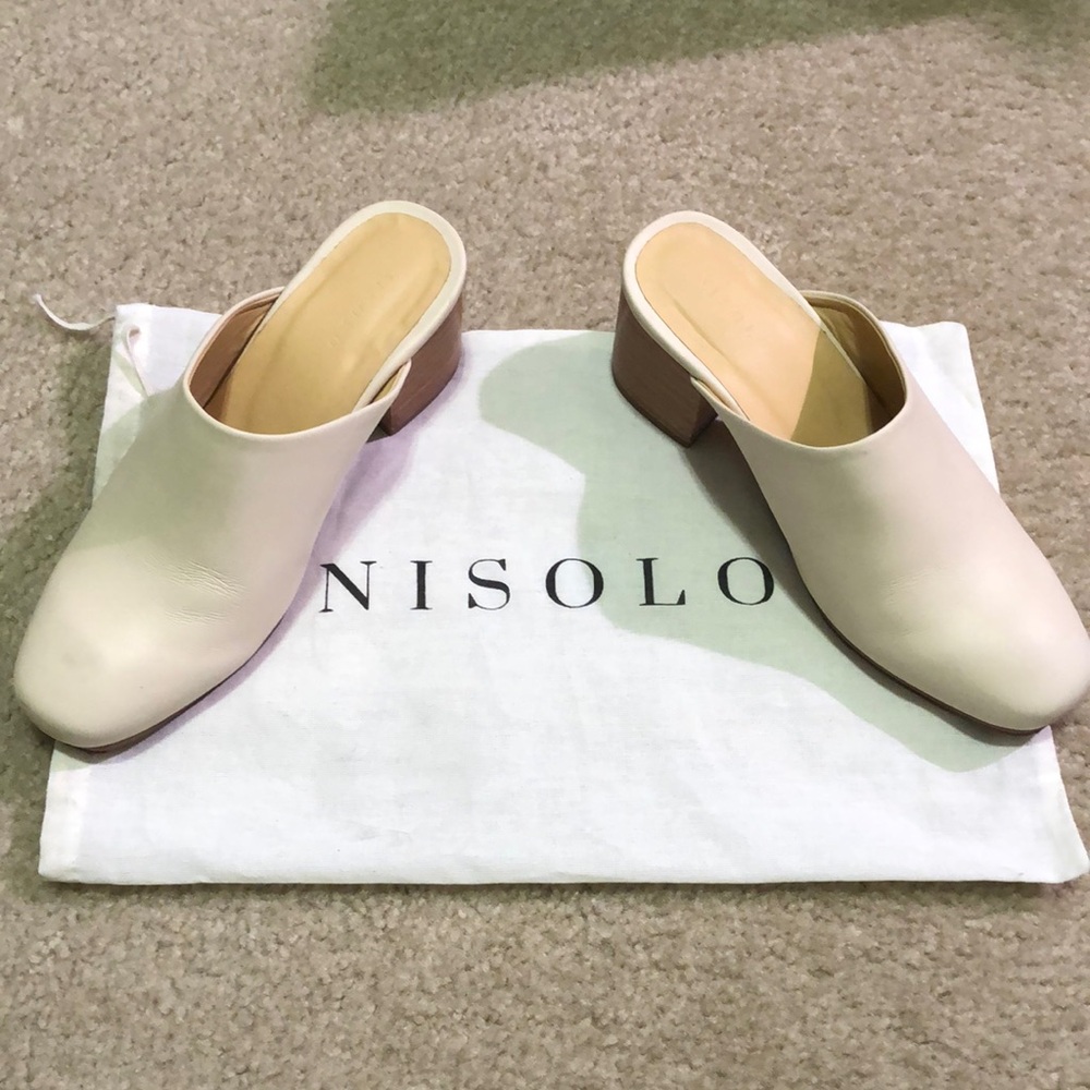 Nisolo All-Day Heeled Mule in Bone size 8